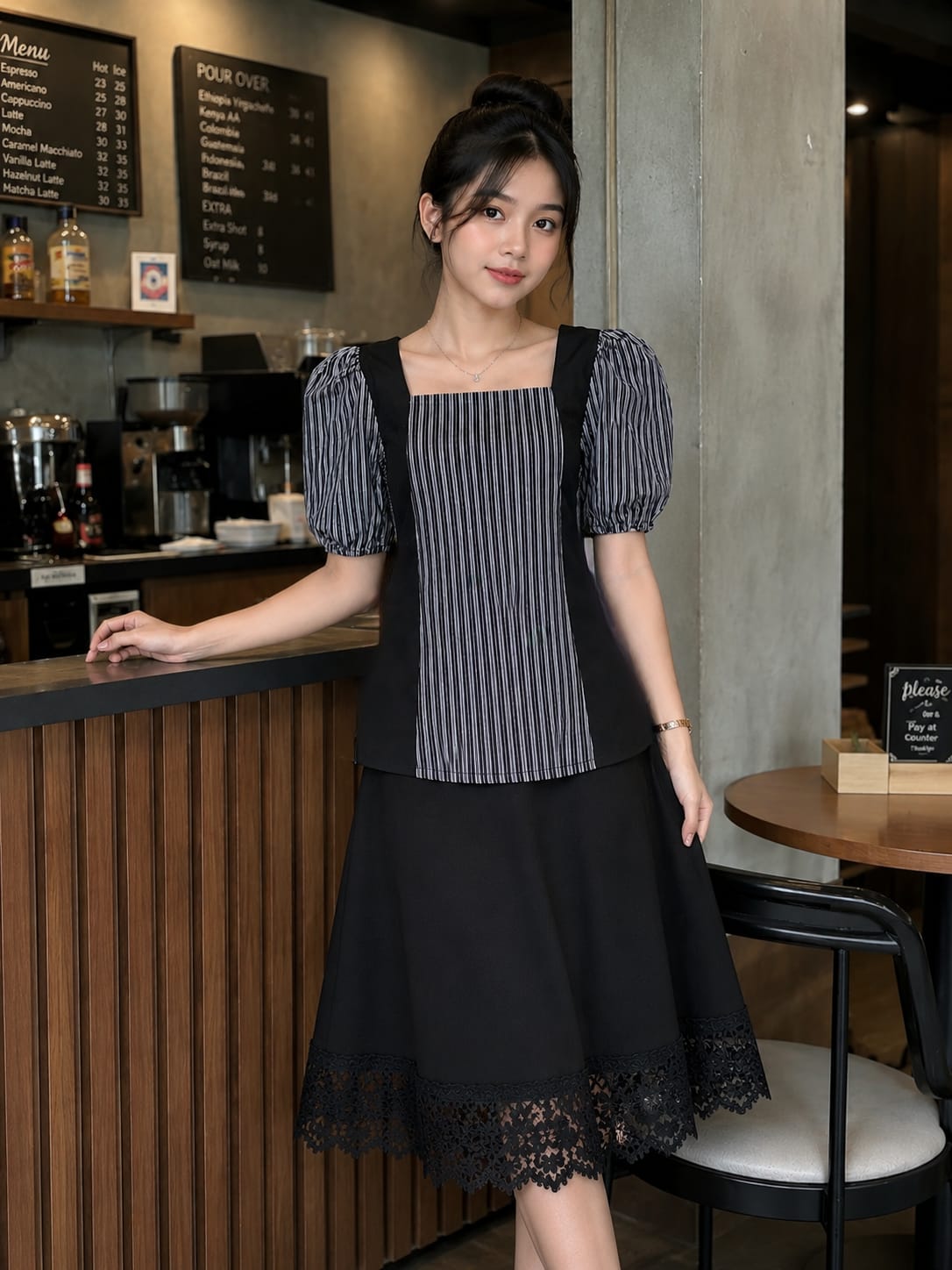 Atasan tenun lurik wanita lengan puffy