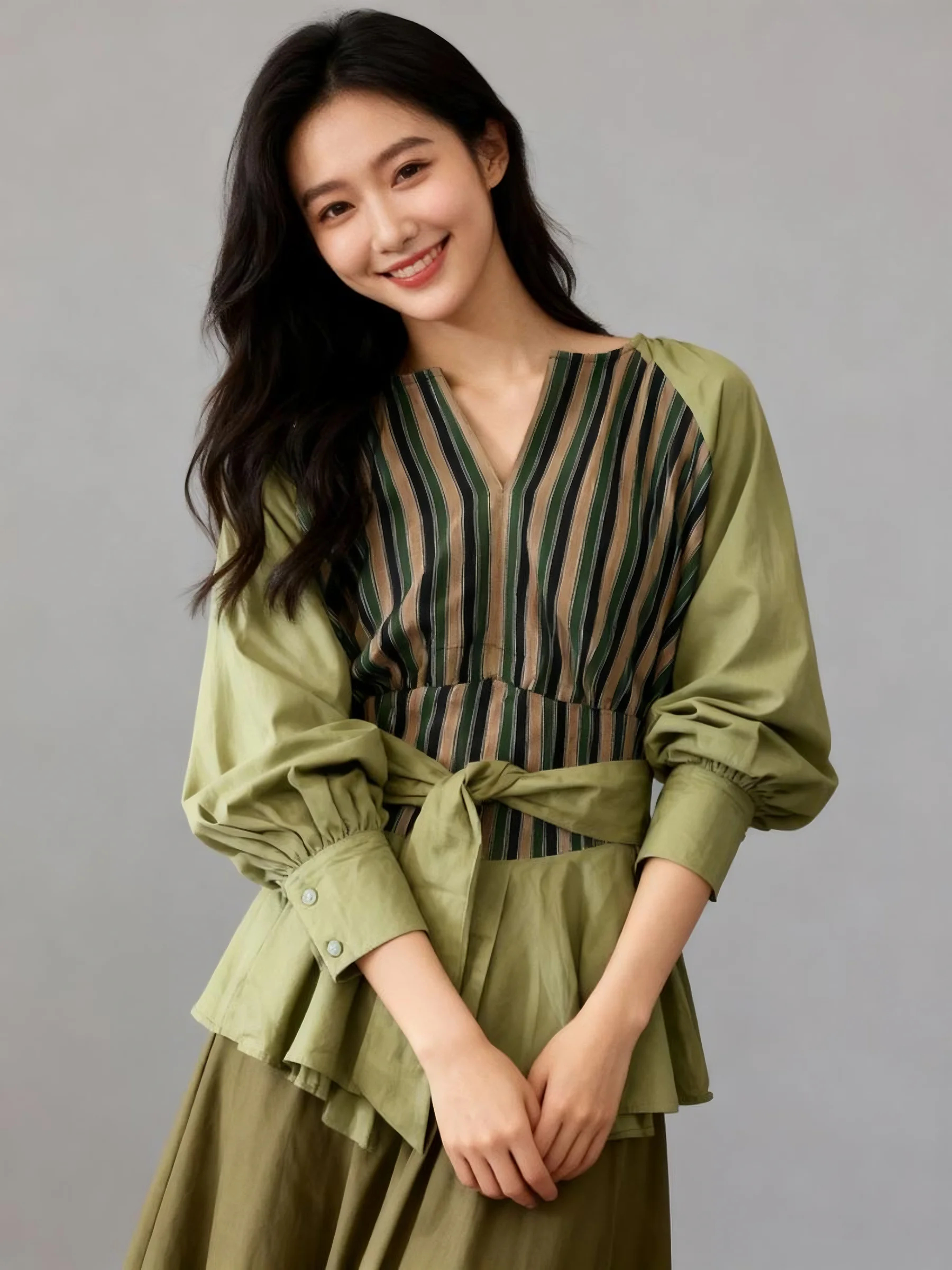 Alternative view of Atasan tenun lurik wanita